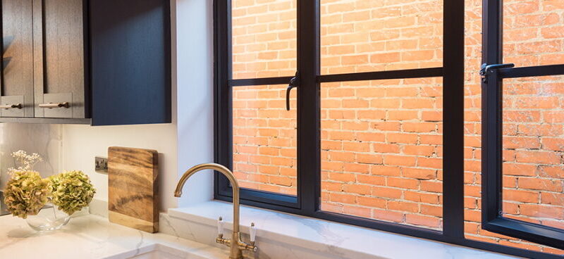 Slim Aluminium Frames for More Natural Light